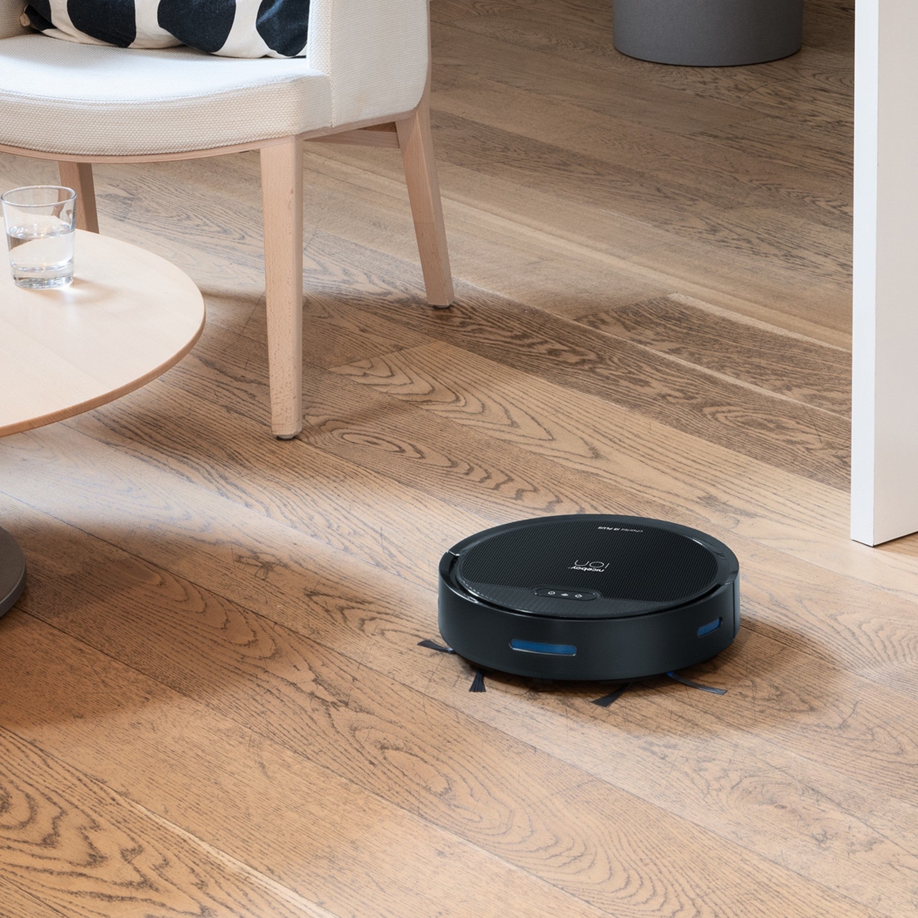 Charles i3 Plus Black