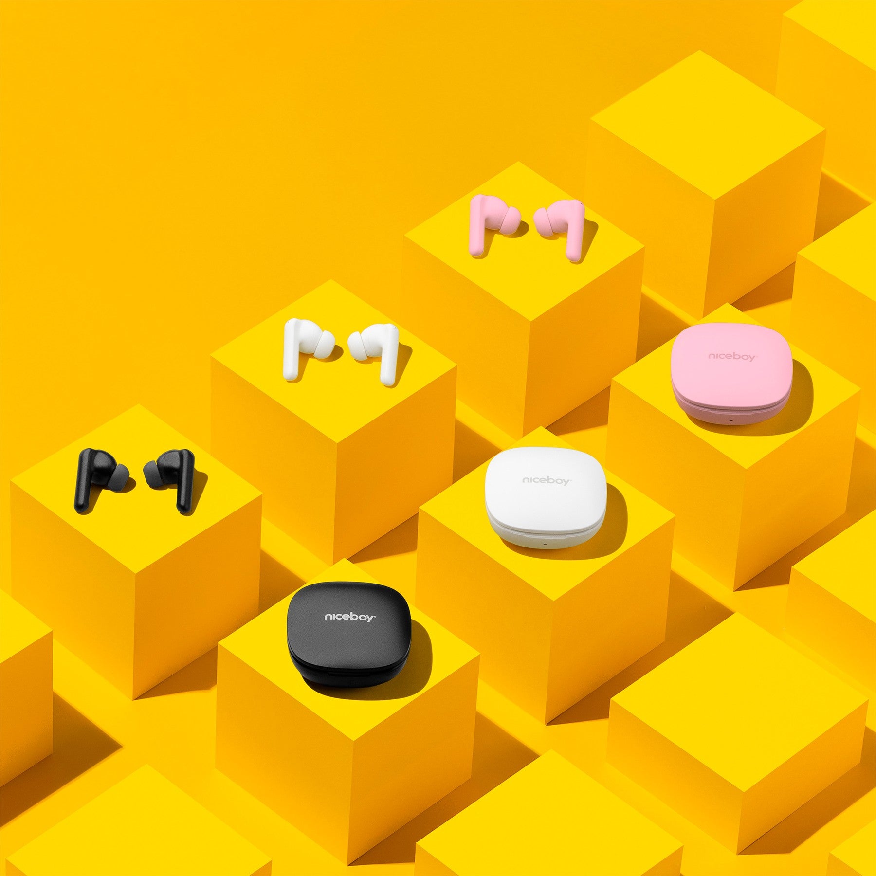 Pins 4 PRO Black