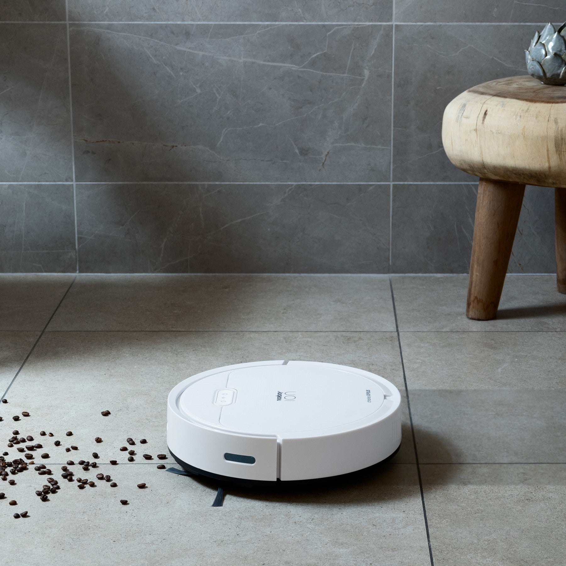 Charles i3 Plus White