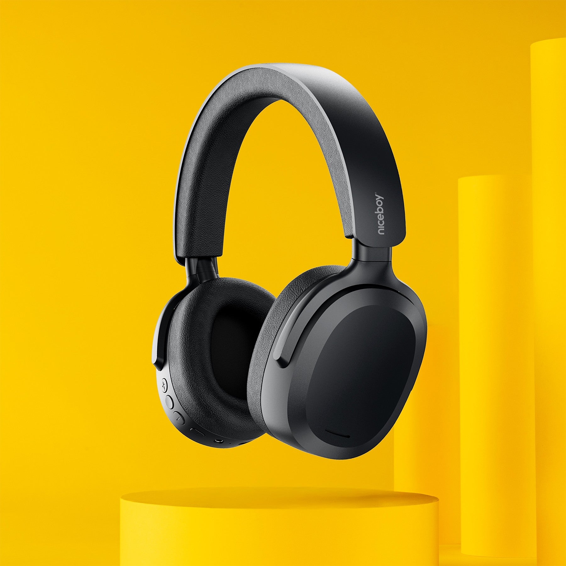 Sora Onyx Black